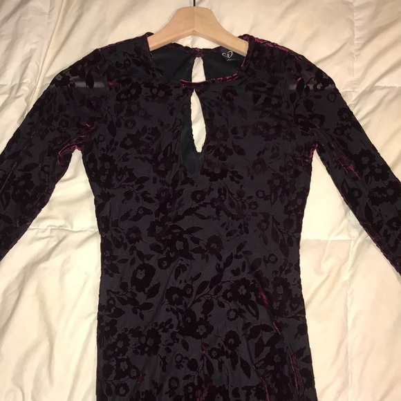 Velvet dress - Picture 2 of 4